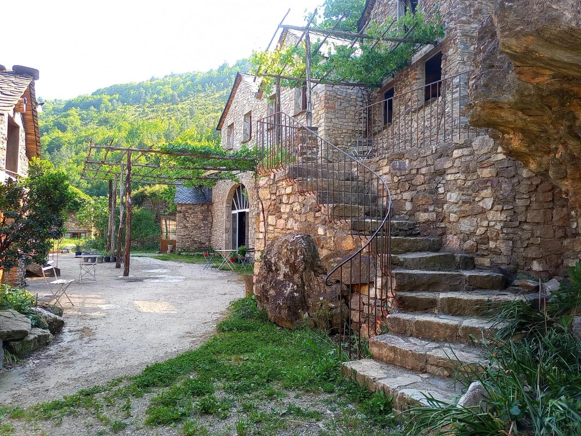 La Ferme Des Cevennes Otel Florac Dış mekan fotoğraf