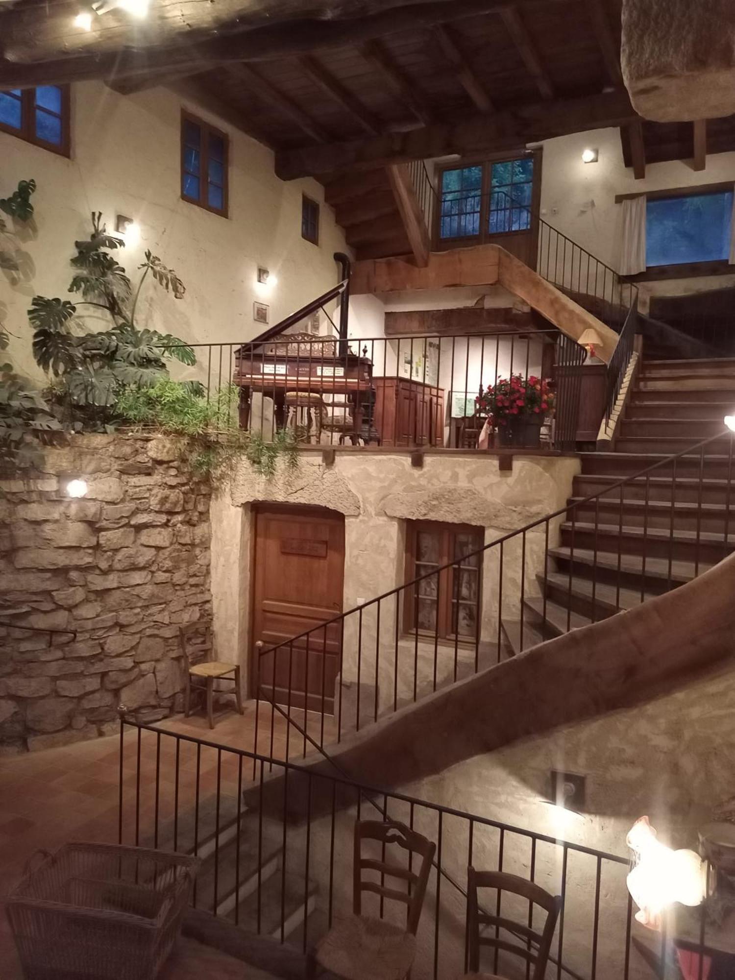 La Ferme Des Cevennes Otel Florac Dış mekan fotoğraf